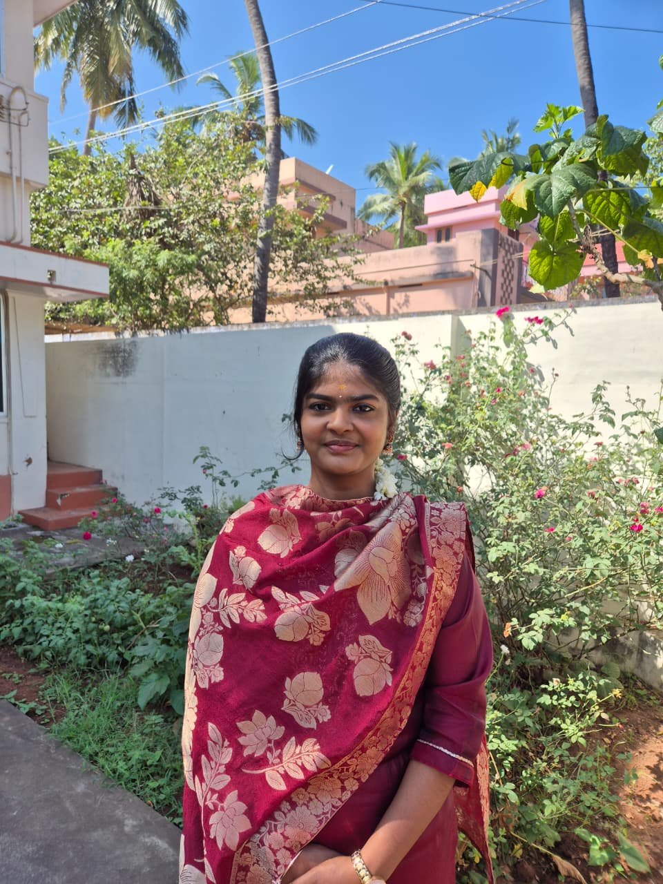 A.ANUBHARATHI,B.V.sc (Veterinary Doctor)